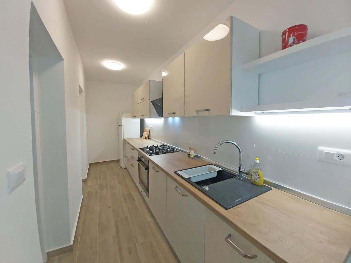 Green City Point Apartment プーラ エクステリア 写真
