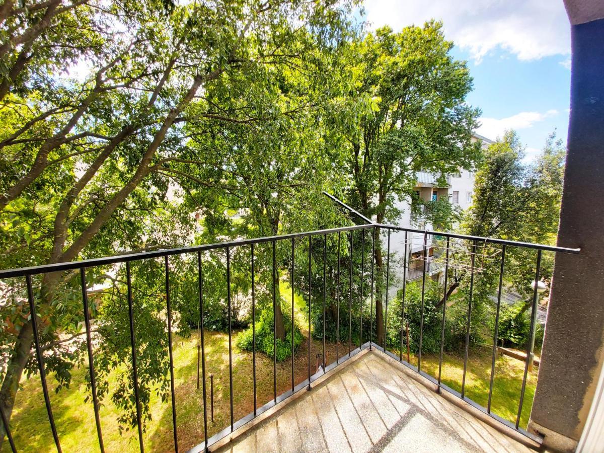 Green City Point Apartment プーラ エクステリア 写真